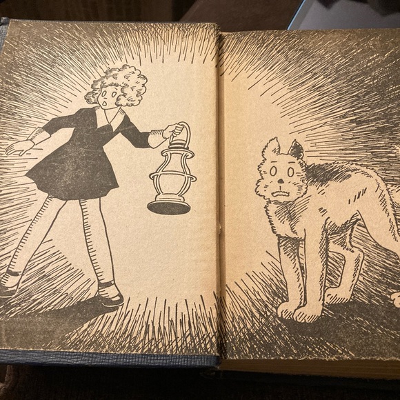 Title: Little Orphan Annie and the Gila Monster Gang
Author/Editor: Harold Gray - Picture 8 of 8